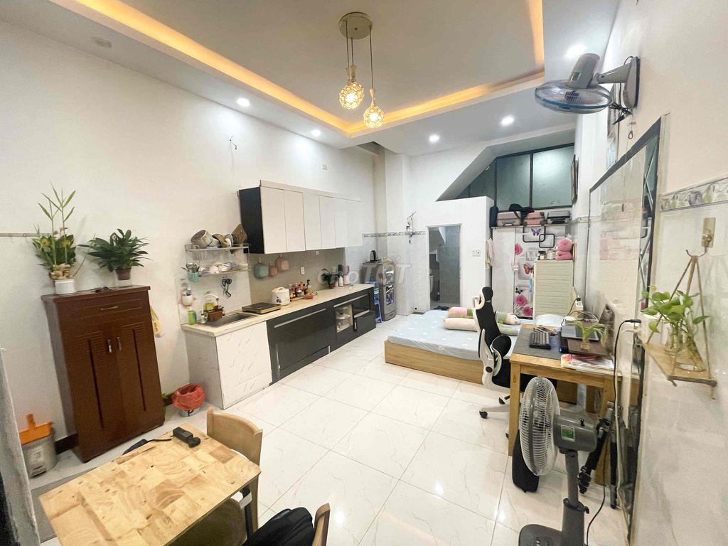 Pass lại nhà trọ cao cấp của hai vợ chồng