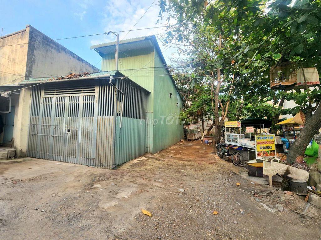 Cách mặt tiền 30m, 102m2, Khu chuyên xây chdv dòng tiền cao