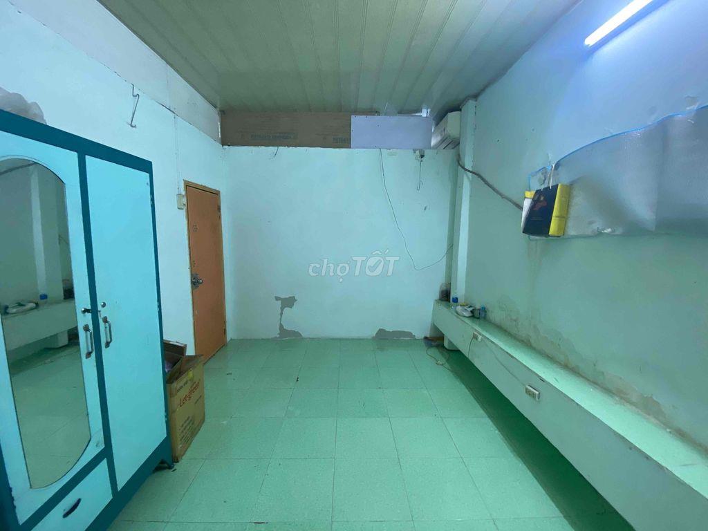 Cho thuê trọ quận 1 giá 2tr5/tháng