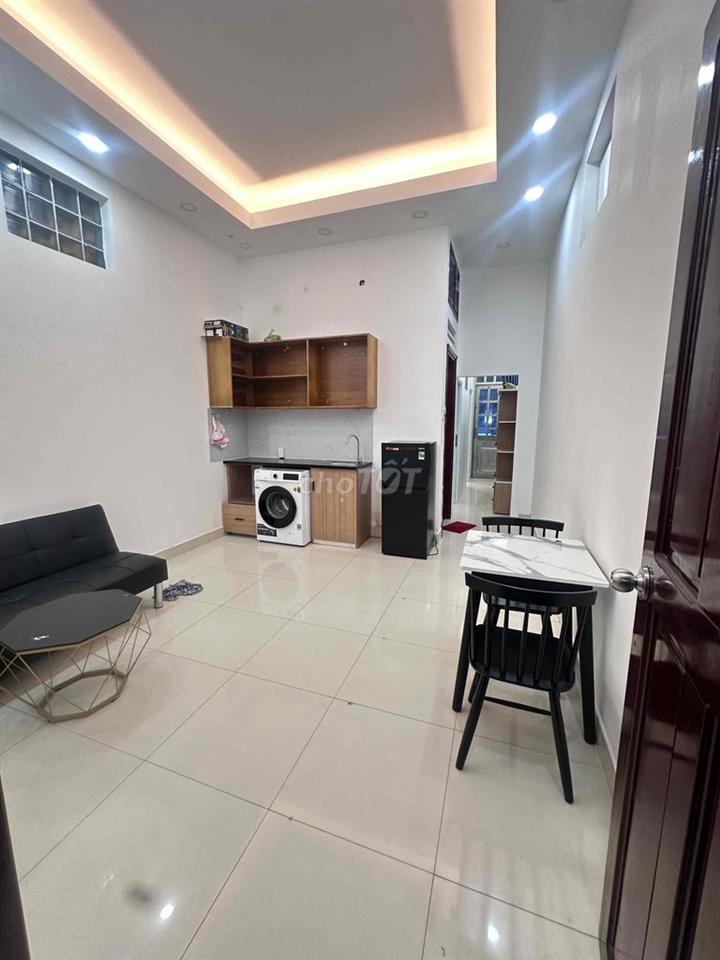 cho thuê căn hộ tình trạng full nội thất có thang máy hầm để xe đầy đu