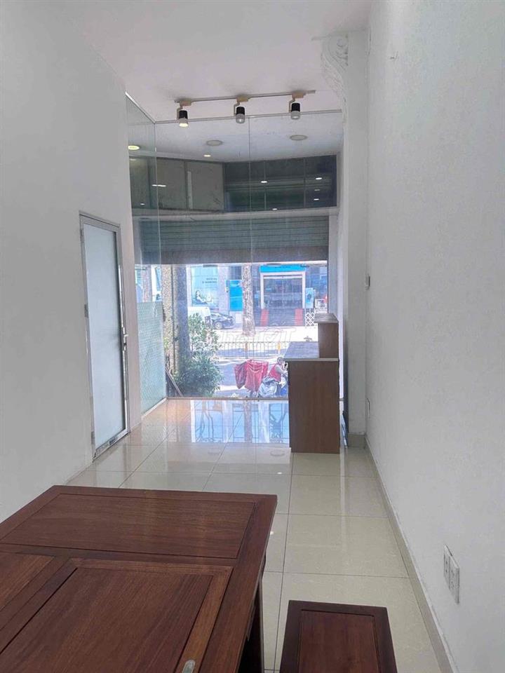 mặt bằng + phòng ở ai cần liên hệ em nha