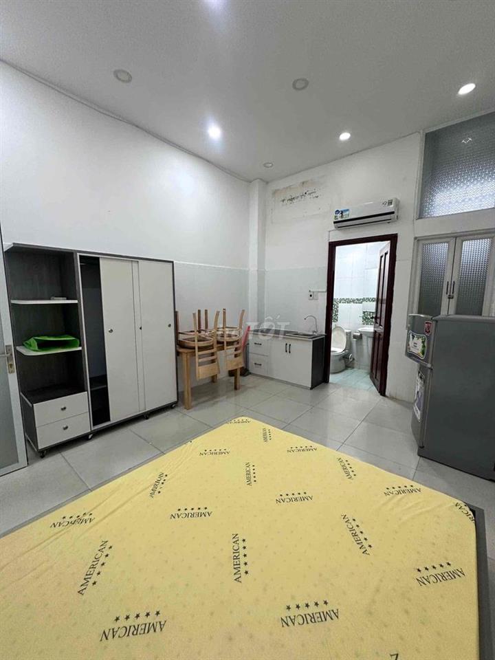 mặt bằng + phòng ở ai cần liên hệ em nha