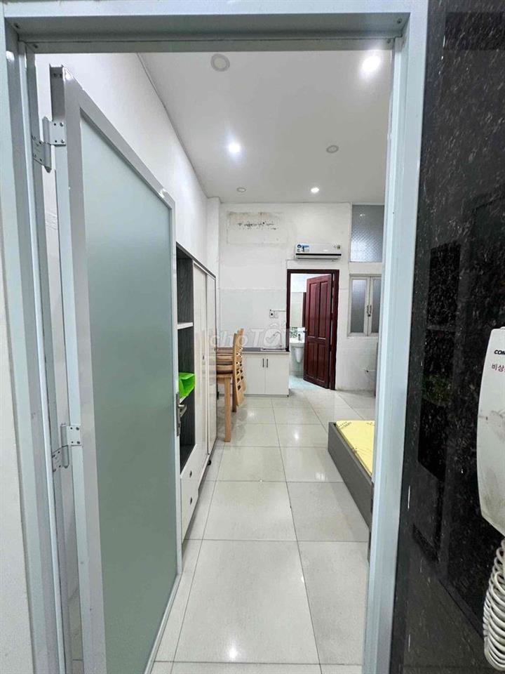 mặt bằng + phòng ở ai cần liên hệ em nha