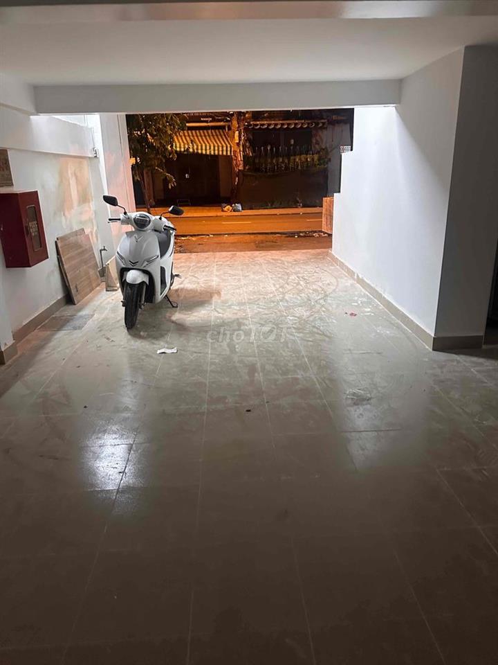 cho thuê mặt bằng , mặt tiền quận 6 , 1 trệt 1 lững , lững bự rộng nha