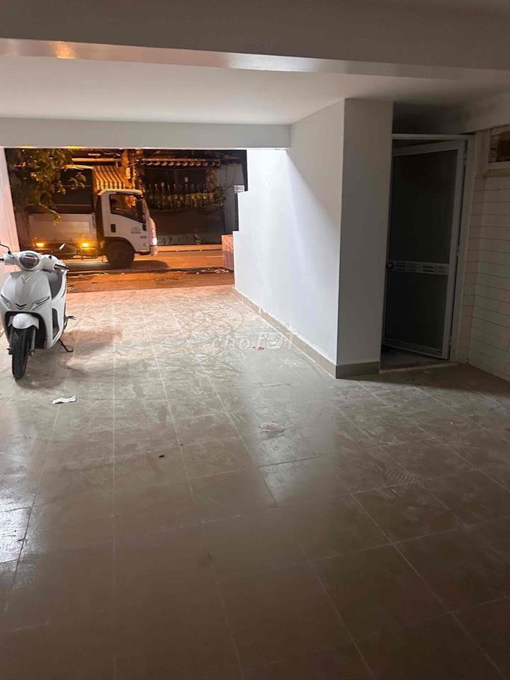 cho thuê mặt bằng , mặt tiền quận 6 , 1 trệt 1 lững , lững bự rộng nha