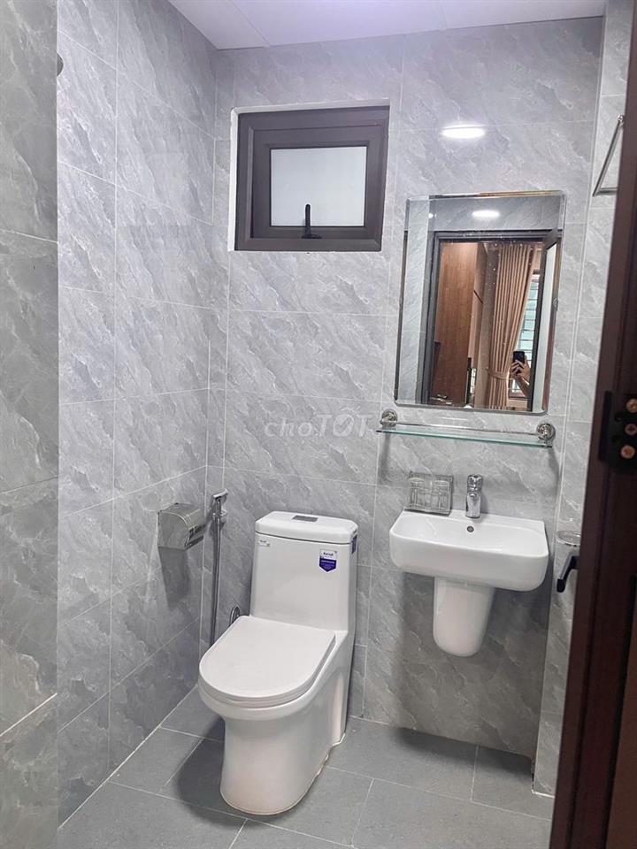 HỒ TÙNG MẬU CẦU GIẤY FULL ĐỒ NGAY GẦN CHÂN GA METRO 