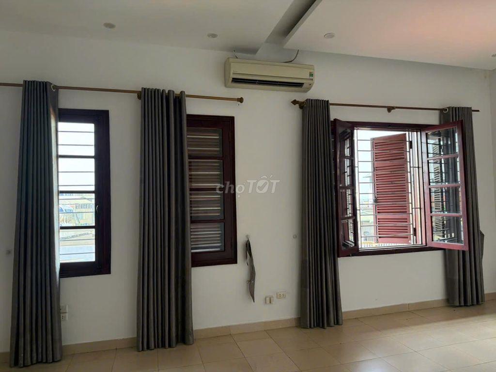 Cho thuê biệt thự nhà ở Ngọc Thụy, Long Biên, Hà Nội