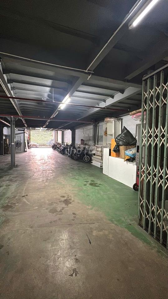 Văn phòng kho xưởng mặt phố 147-149 Bát Khối Long Biên