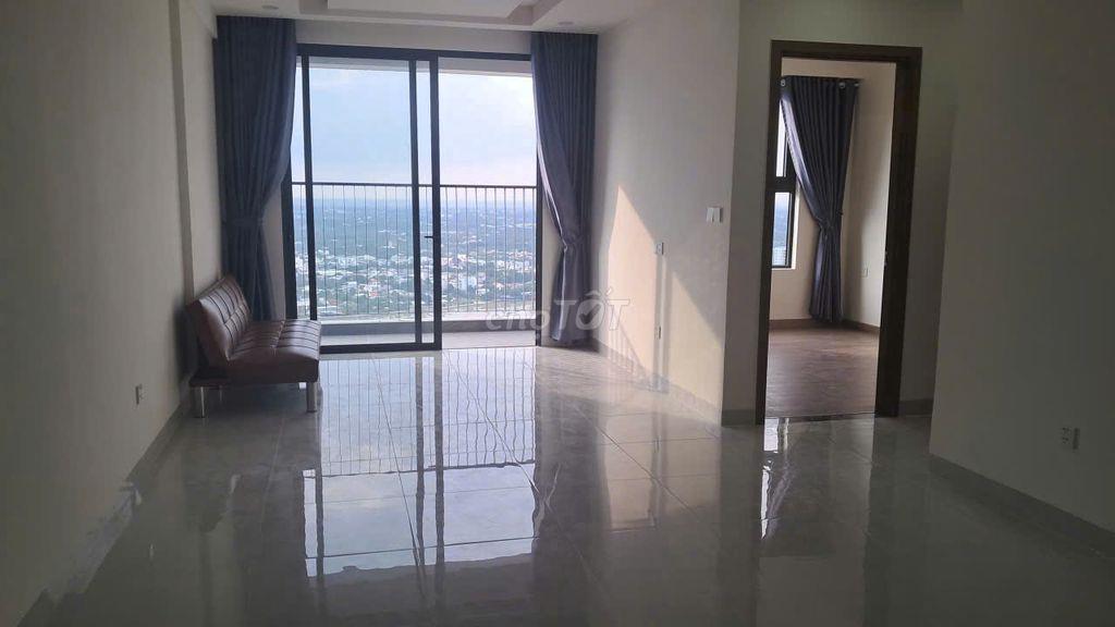 CĂN HỘ GÓC TẦNG CAO VIEW ĐẸP 2PN2WC SẴN MÁY LẠNH TỦ LẠNH RÈM TỦ BẾP