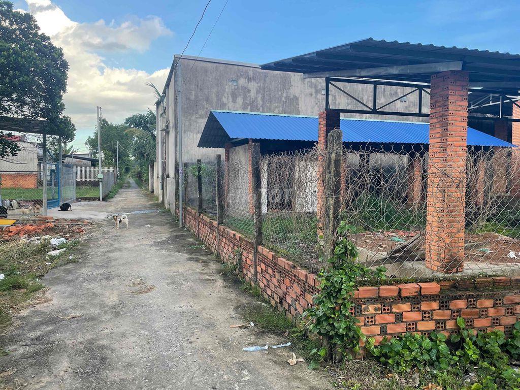 BÁN ĐẤT 2 MẶT TIỀN NHỰA P. NHƠN TRẠCH.
