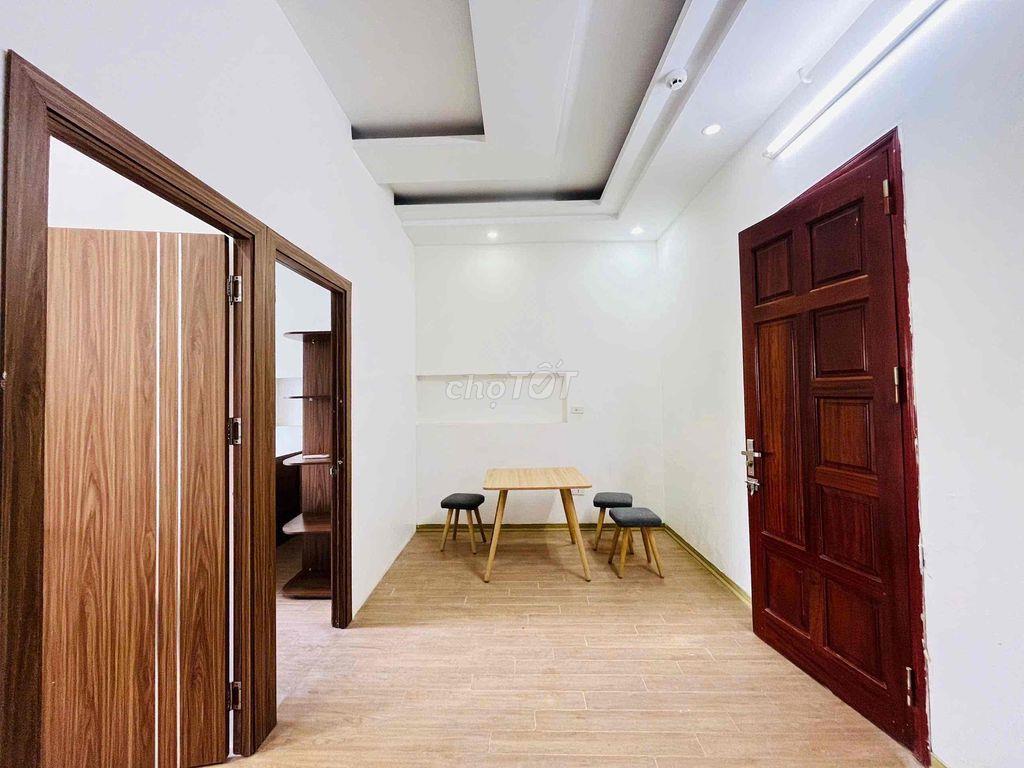 Cho thuê CHDV 2N-1K-45m2 ô tô đỗ cửa, đ/c 191/8 Phạm Văn Đồng Hà Nội