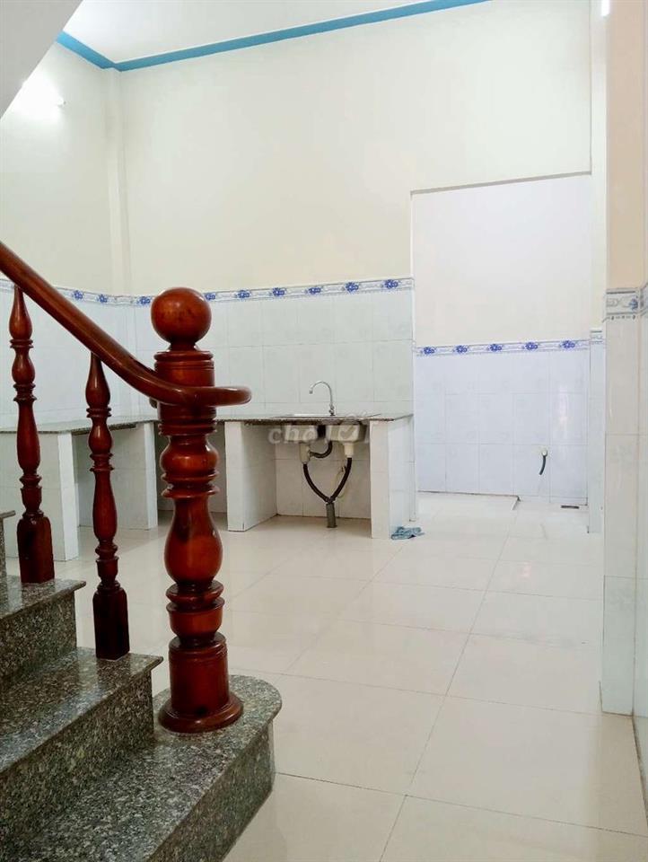 Bán Gấp Nhà , Vị Trí Đẹp : 1/ Đường 1C , Nhà 1 Lầu Mới