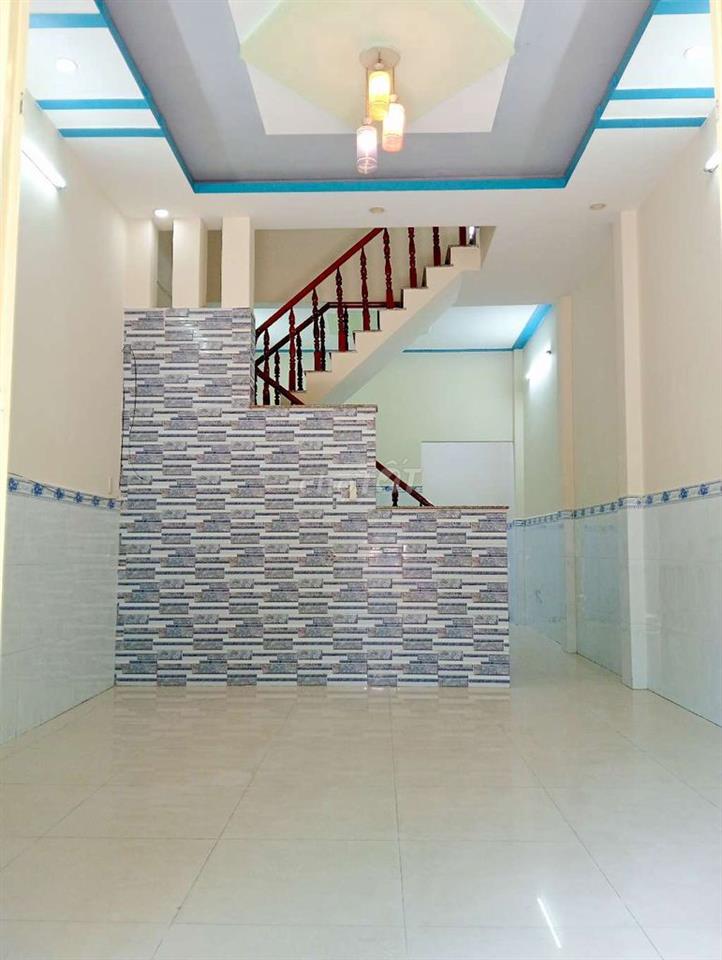 Bán Gấp Nhà , Vị Trí Đẹp : 1/ Đường 1C , Nhà 1 Lầu Mới