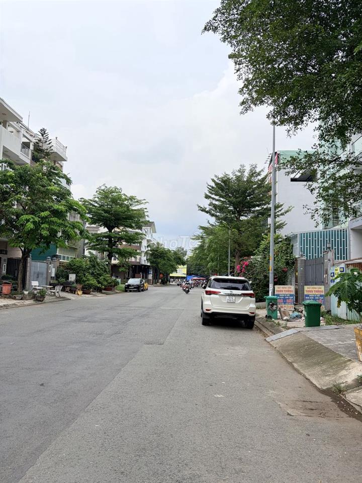 Cho thuê phòng 30m2, KDC Đại Phúc Green Villas