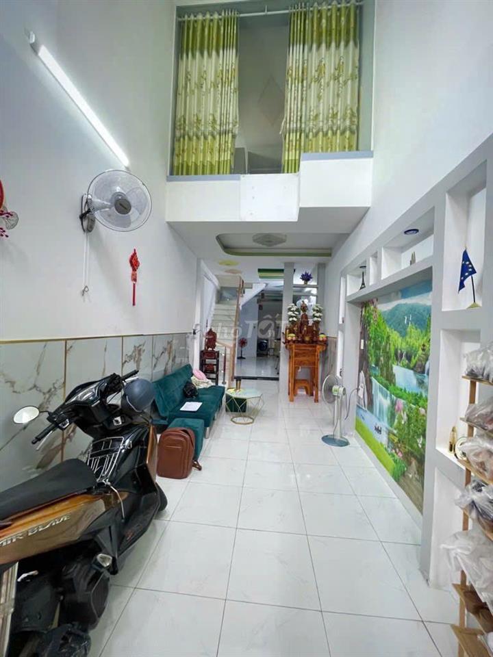 BÌNH TRỊ ĐÔNG - NHÀ HẺM XE HƠI 1 TRÊT 1 LỬNG 67.35M2 - 4 TỶ 2