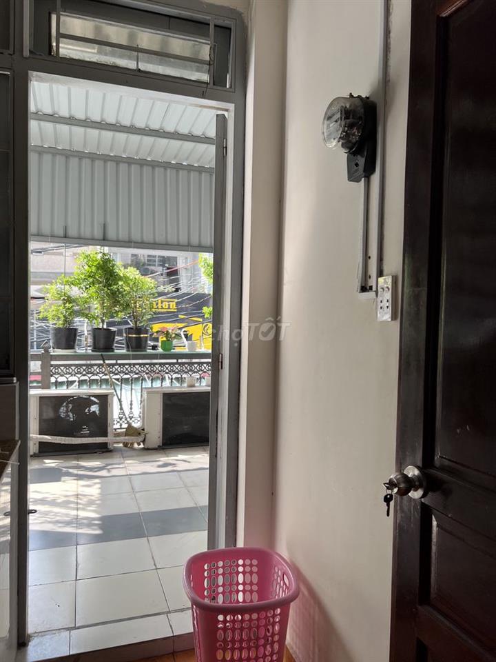 Có ban công giờ giấc tự do .
