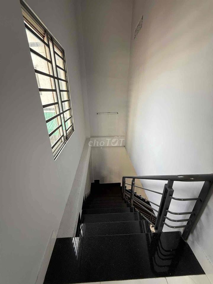 NHÀ CHO THUÊ HẺM HẬU GIANG , BÌNH PHÚ , QUẬN 6