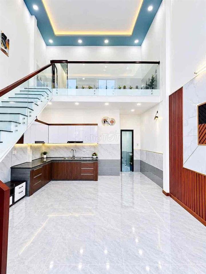 BÁN NHÀ GÁC LỬNG MỚI XÂY PHƯỜNG LONG HƯNG