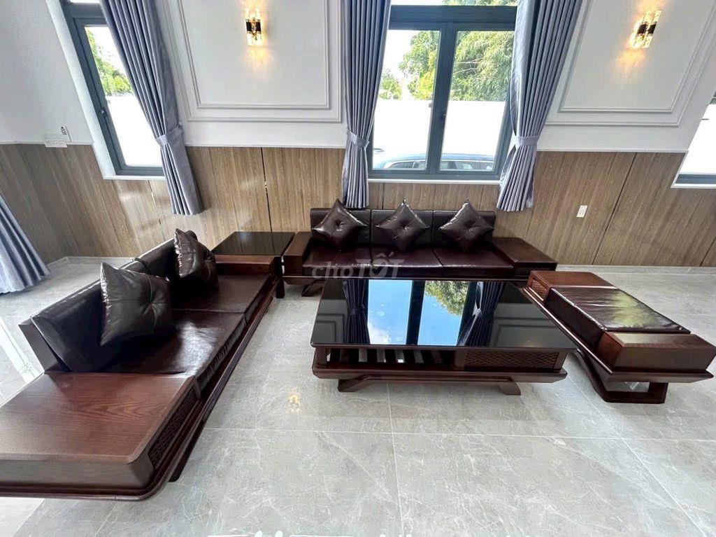 BIỆT THỰ SÂN VƯỜN MÁI NHẬT  - Cần Bán Nhanh 