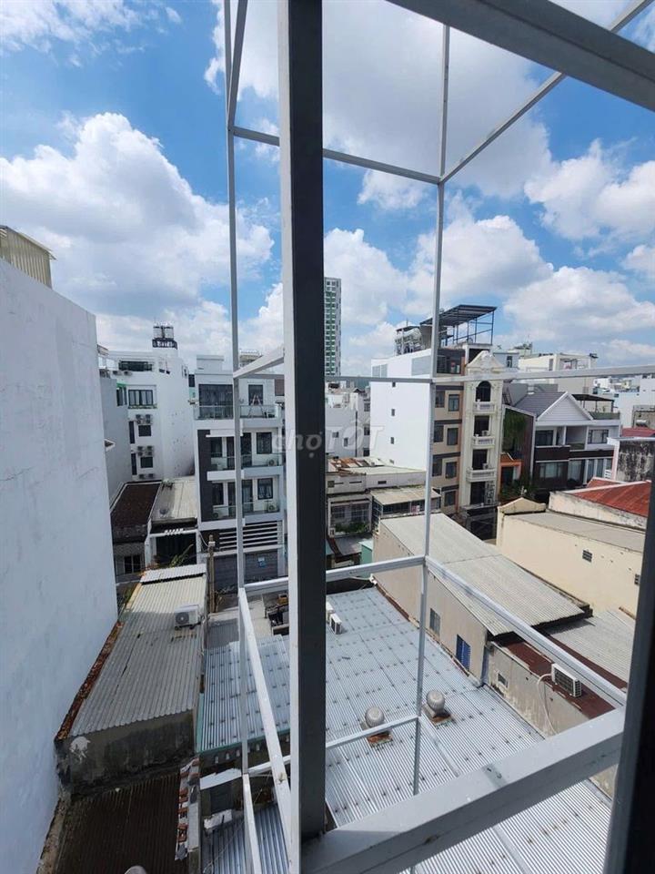 Duplex full nội thất, thang máy, bình thạnh