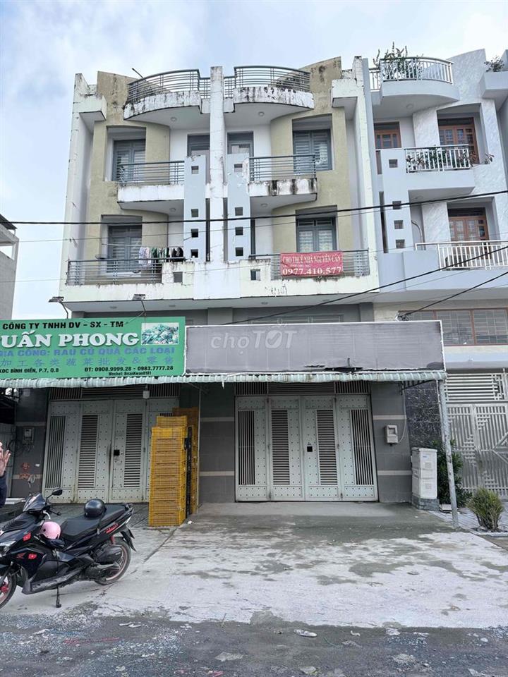Bán nhà mặt tiền chợ đầu mối Bình Điền