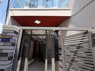 ngang 3m dài 12m dg 7m nhà 1 trệt 1 lầu giá 4,4 tỷ