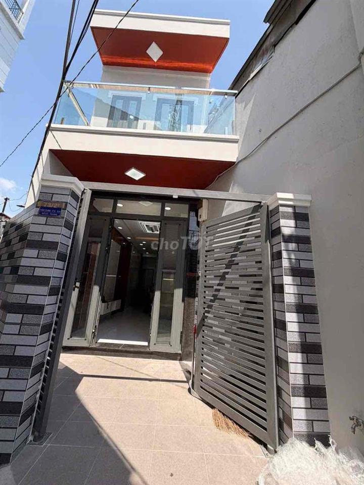 ngang 3m dài 12m dg 7m nhà 1 trệt 1 lầu giá 4,4 tỷ