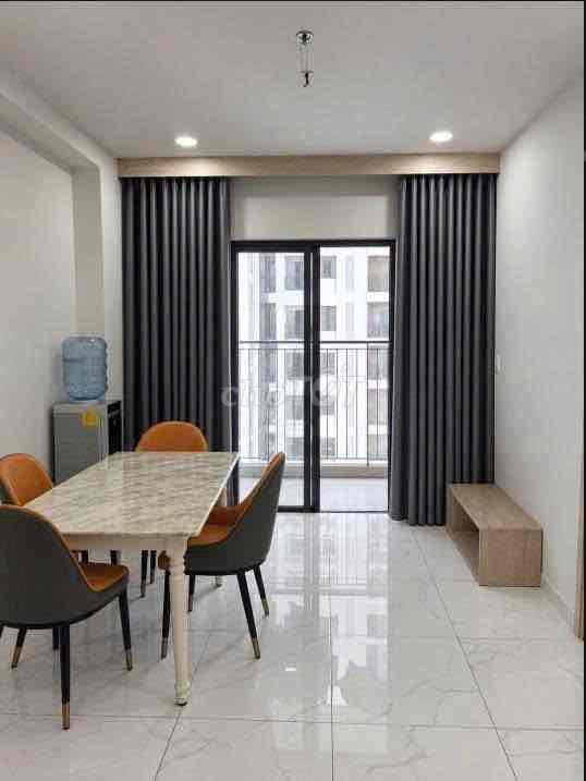 Cần cho thuê căn hộ Charm City