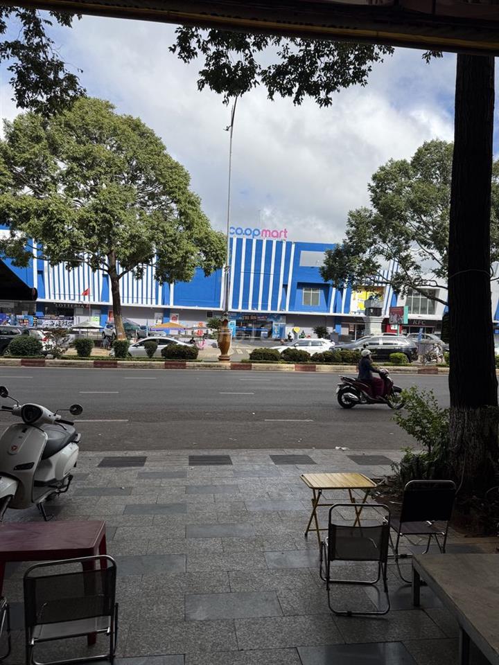 Bán nhà ngay trung tâm Thành phố Buôn Ma Thuột