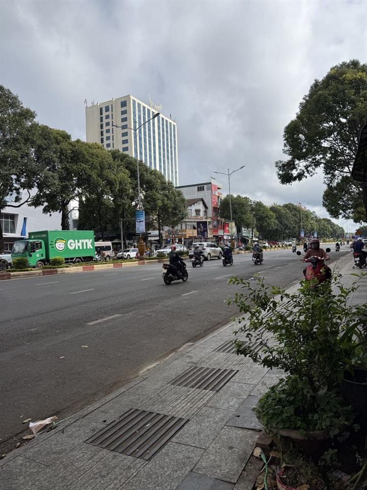 Bán nhà ngay trung tâm Thành phố Buôn Ma Thuột