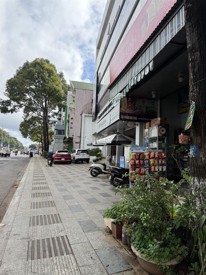 Bán nhà ngay trung tâm Thành phố Buôn Ma Thuột