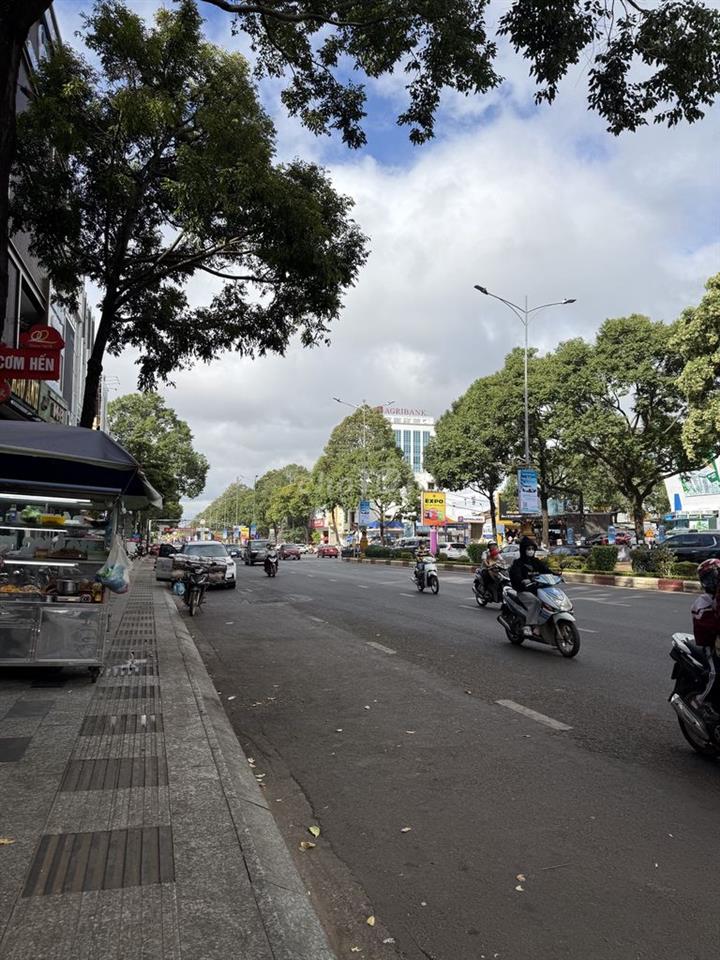 Bán nhà ngay trung tâm Thành phố Buôn Ma Thuột