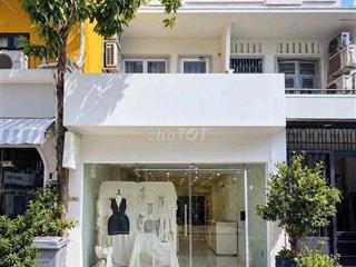 Cho thuê nhà đẹp Cô Bắc Q1 - Trệt 2 Lầu giá tốt