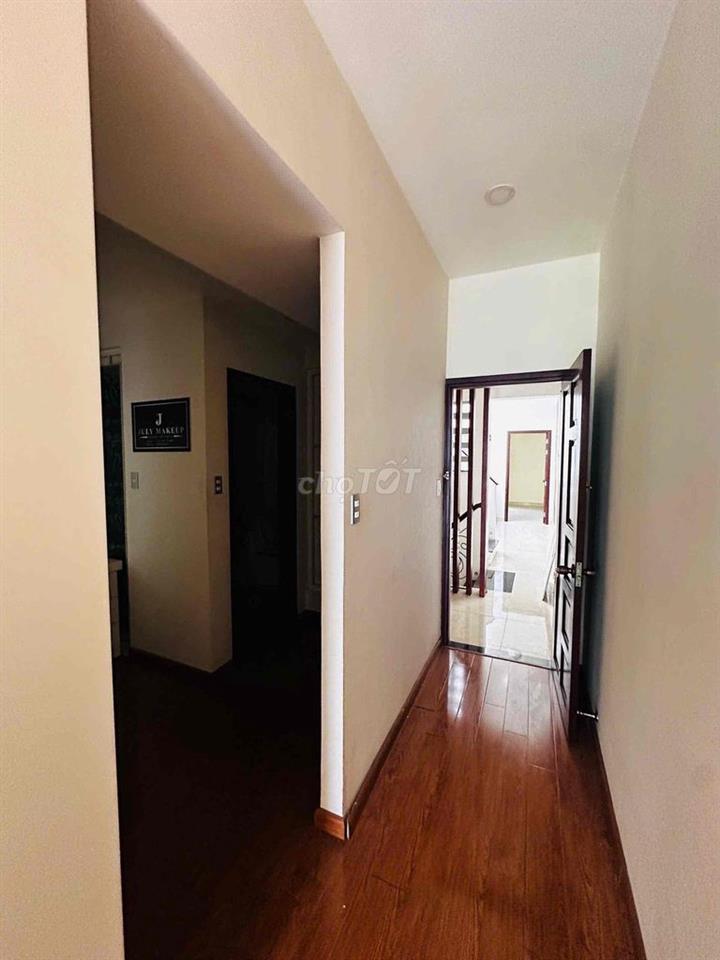 Cho thuê nhà đẹp Cô Bắc Q1 - Trệt 2 Lầu giá tốt