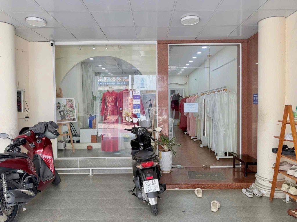 Cho thuê nhà 45 Nguyễn Trọng Tuyển Phú Nhuận - Trệt 2 Lầu giá tốt