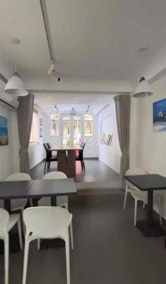 Cho thuê nhà đẹp góc 2MT Quận 1 - Trệt 3 Lầu chỉ 25tr