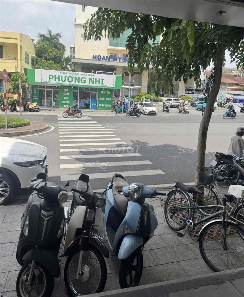 Cho thuê nhà 4 tầng MT Phan Xích Long - chỉ 26tr KDTD
