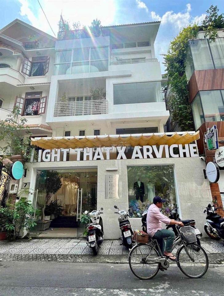 Cho thuê nhà 7 Hoa Mai Phú Nhuận, ngang 8m giá rẻ