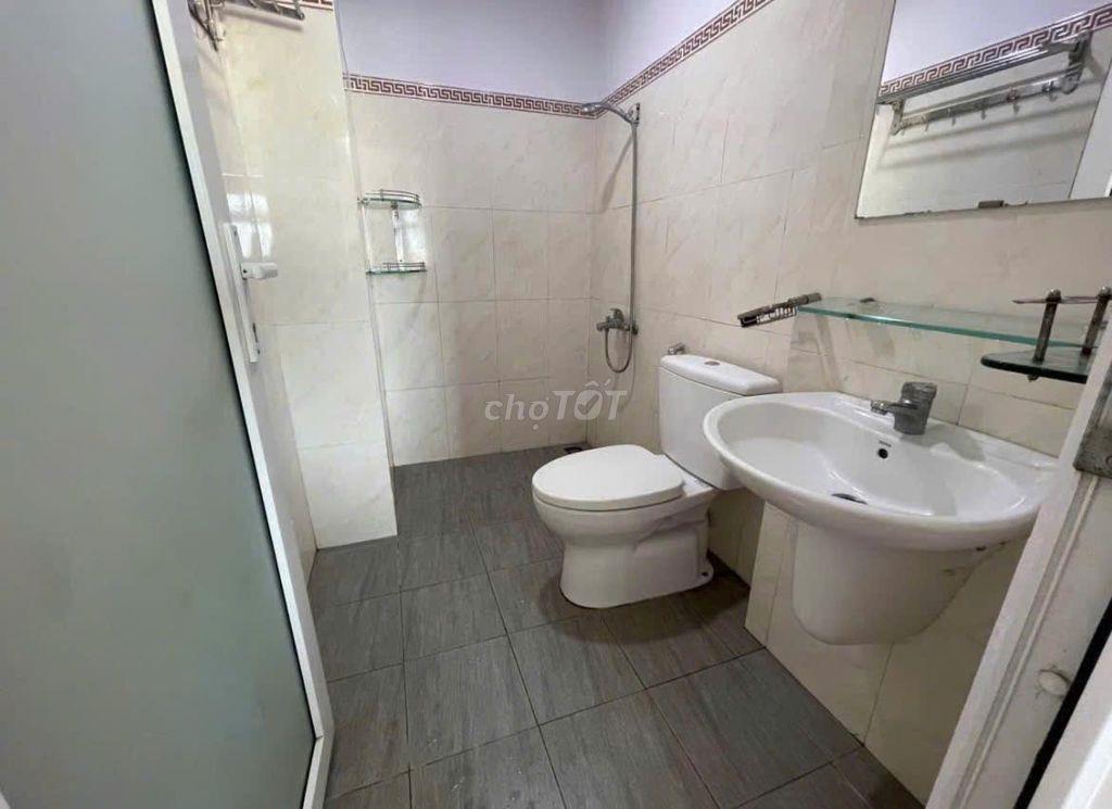 Căn hộ Phú Thạnh, Nguyễn Sơn căn 91m2, 2p ngủ giá 8,5tr/tháng