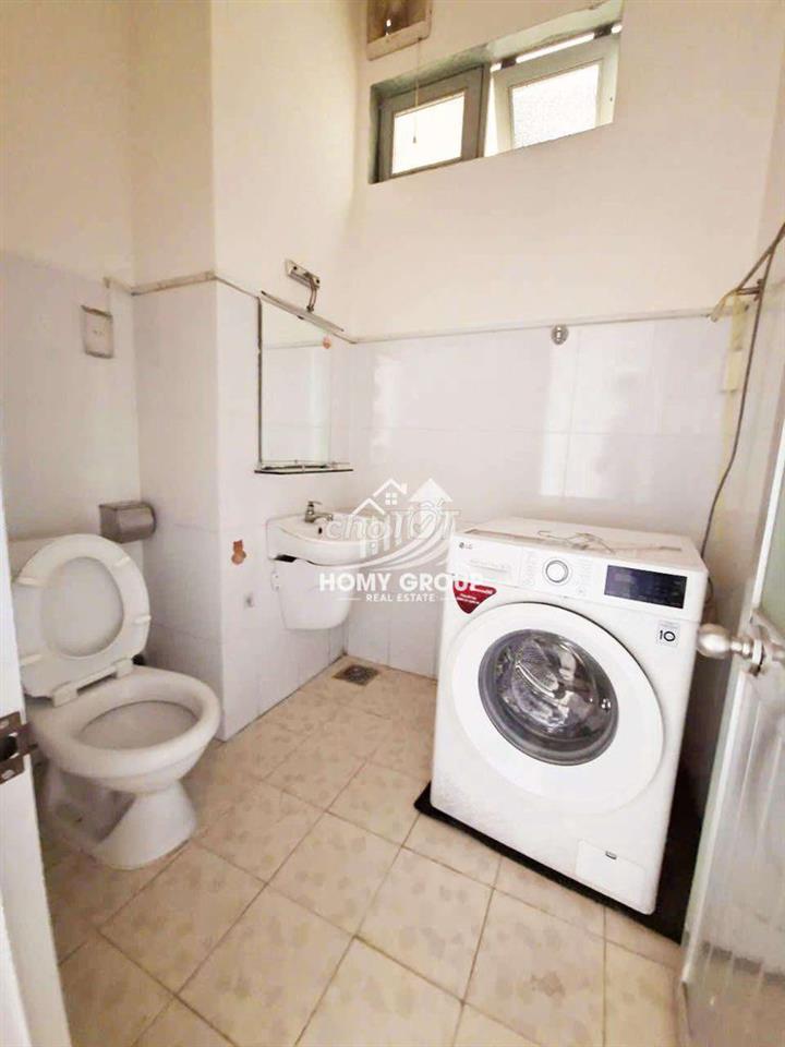 NHÀ ĐẸP 4PN_4WC MỚI SƠN SỬA NGAY TRỤC CHÍNH PHẠM VĂN ĐỒNG, THỦ ĐỨC.