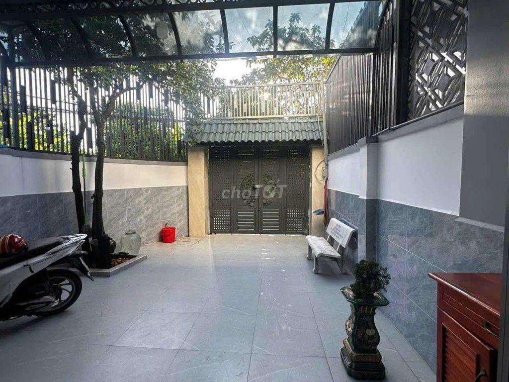 CĂN GÓC 2 MT SIÊU ĐẸP 4PN SÂN ÔTÔ NGAY LINH ĐÔNG, THỦ ĐỨC