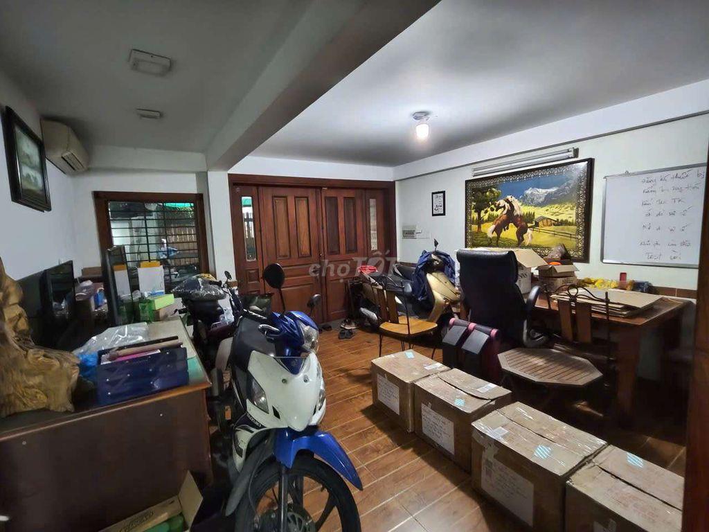 CHO THUÊ BIỆT THỰ 8×18 GỒM 4PN_5WC NGAY TRUNG TÂM HOÀNG DIỆU, THỦ ĐỨC.
