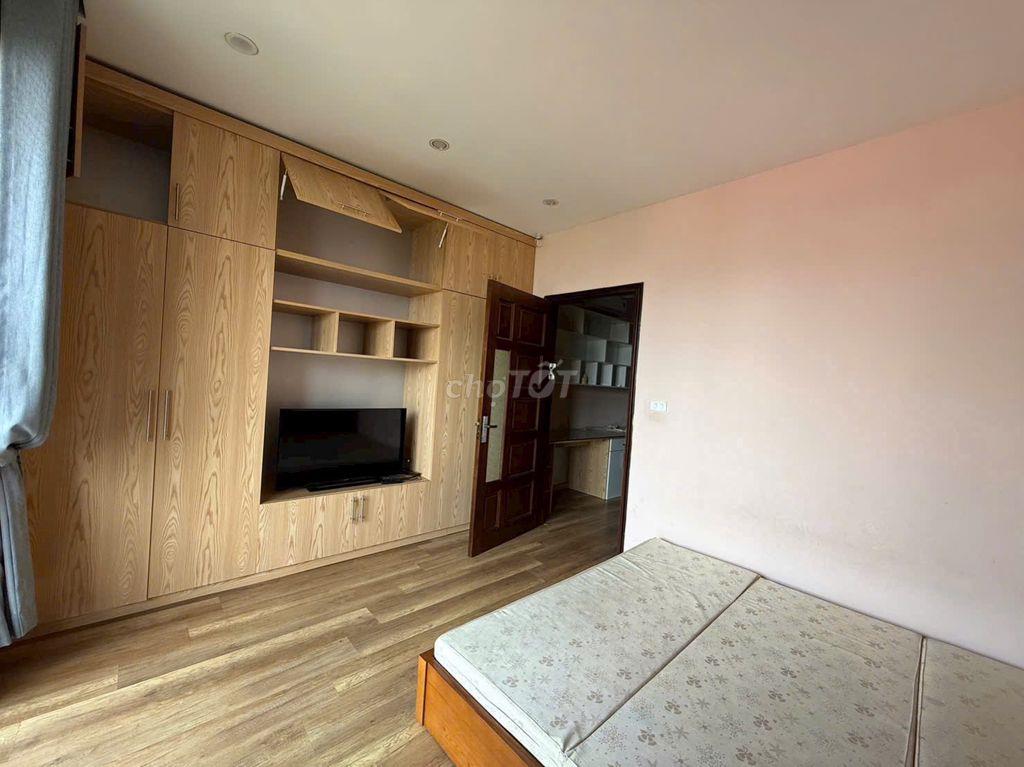 CHO THUÊ CĂN HỘ D2 GIẢNG VÕ - 80M² - 2PN