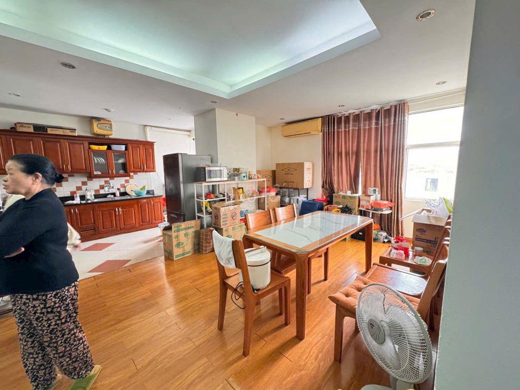 CĂN HỘ 3PN TRUNG TÂM BA ĐÌNH - 125M² GIÁ 15TR - CÓ SẴN ĐỒ CƠ BẢN