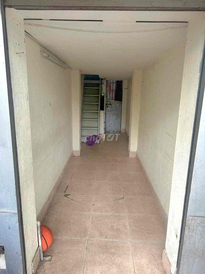 Cho thuê nhà mặt đường bờ sông sét 10m2x3tầng