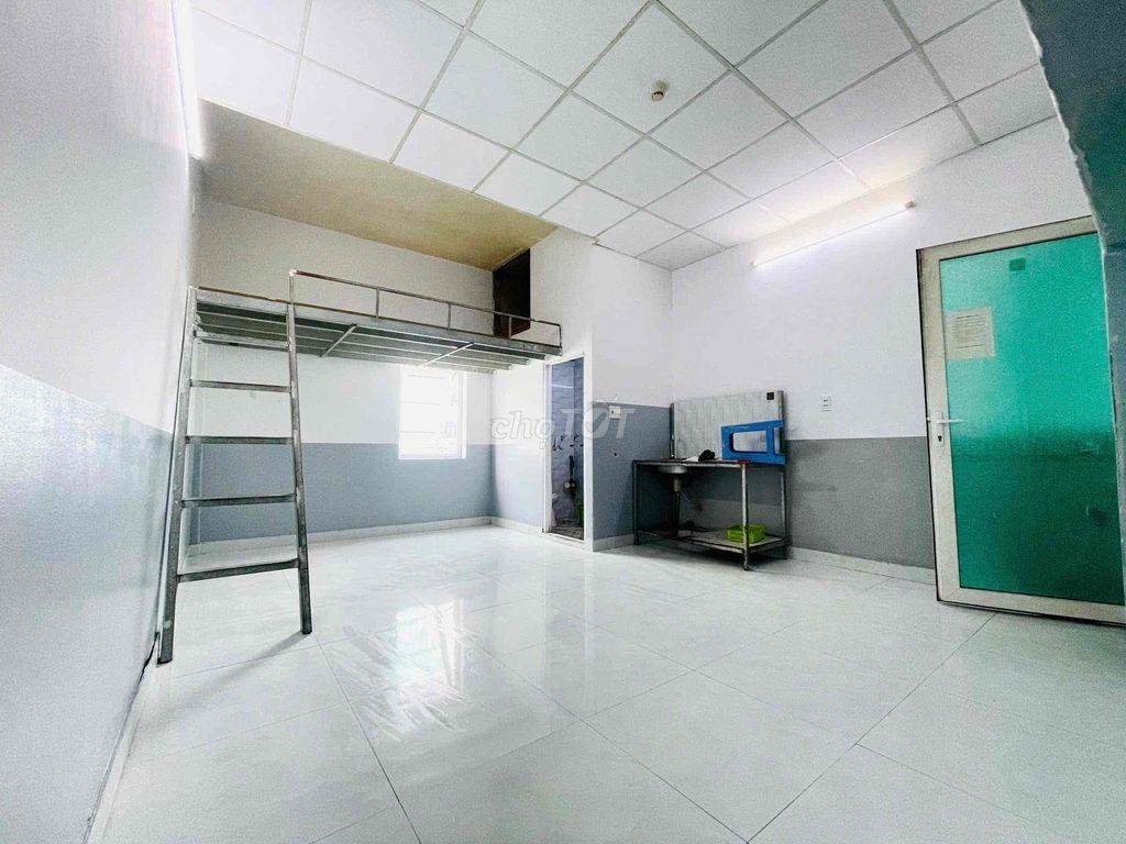 Lê Văn Quới Bình Trị Đông
