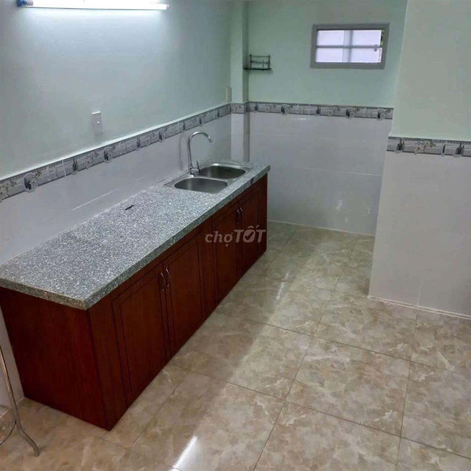 Bán nhà tại ấp 1 xã Đông Thạnh,  cách Đặng Thúc Vịnh 200m