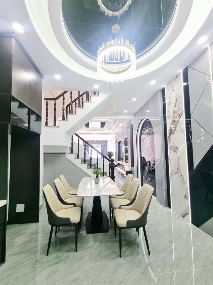 NHÀ LÂM THỊ HỐ -TRUNG MỸ TÂY _4*17 HẺM XE HƠI _KHU DÂN TRÍ CAO.