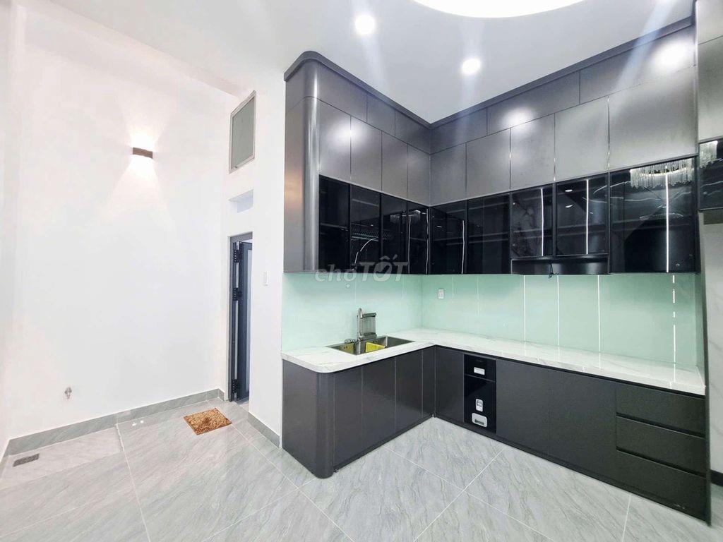NHÀ LÂM THỊ HỐ -TRUNG MỸ TÂY _4*17 HẺM XE HƠI _KHU DÂN TRÍ CAO.