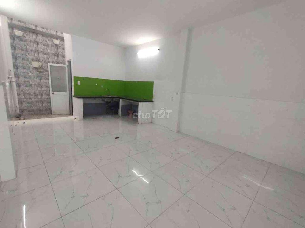NHÀ 1/TRẦN THỊ NĂM -TRUNG MỸ TÂY -57,4M-HEM XE HƠI THÔNG .